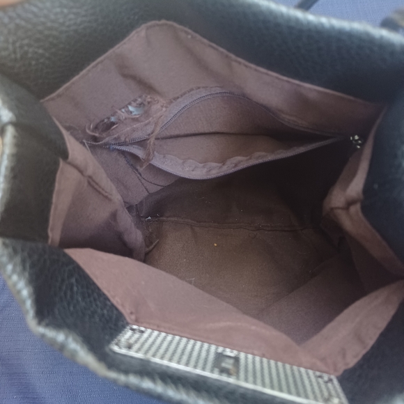 Black purse - Picture 9 of 11